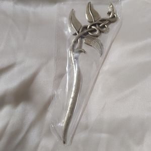 🏷️ Vine Hair Stick